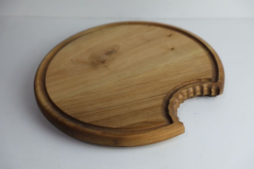 Kopartılmış Yuvarlak Steak  Sunum Kesme Tahtası Ahşap (Ceviz Ağacı)