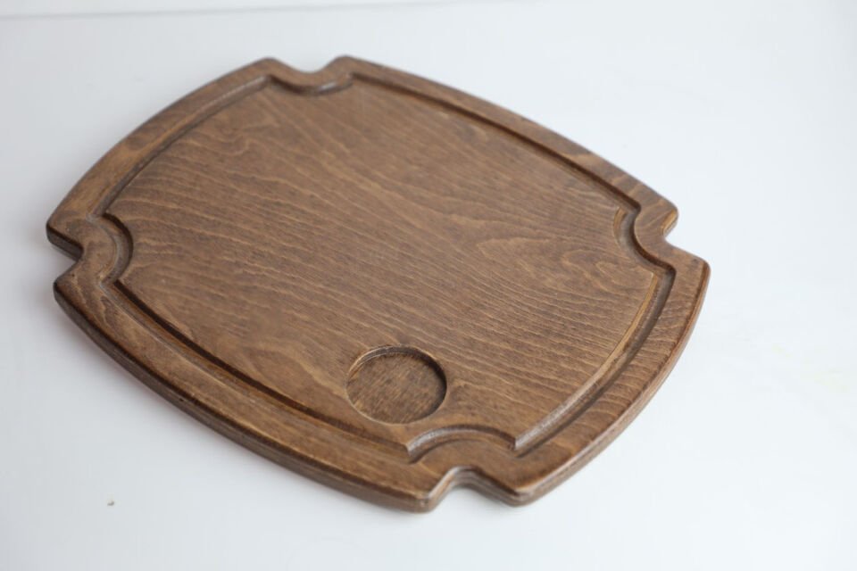 Köşeleri Kesik Sosluklu Steak Sunum