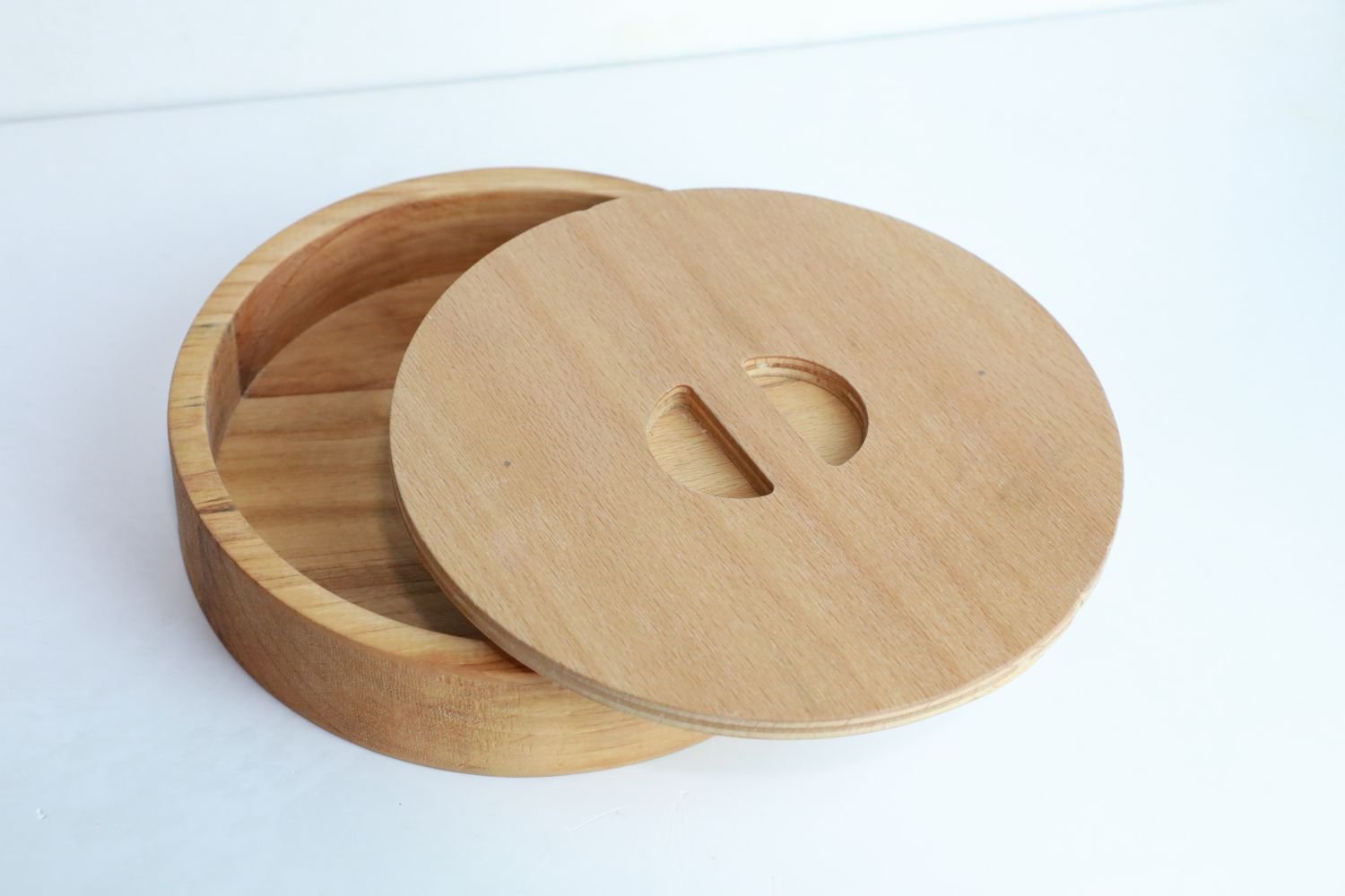 Kayın Ağacından Yuvarlak Tortilla Kabı