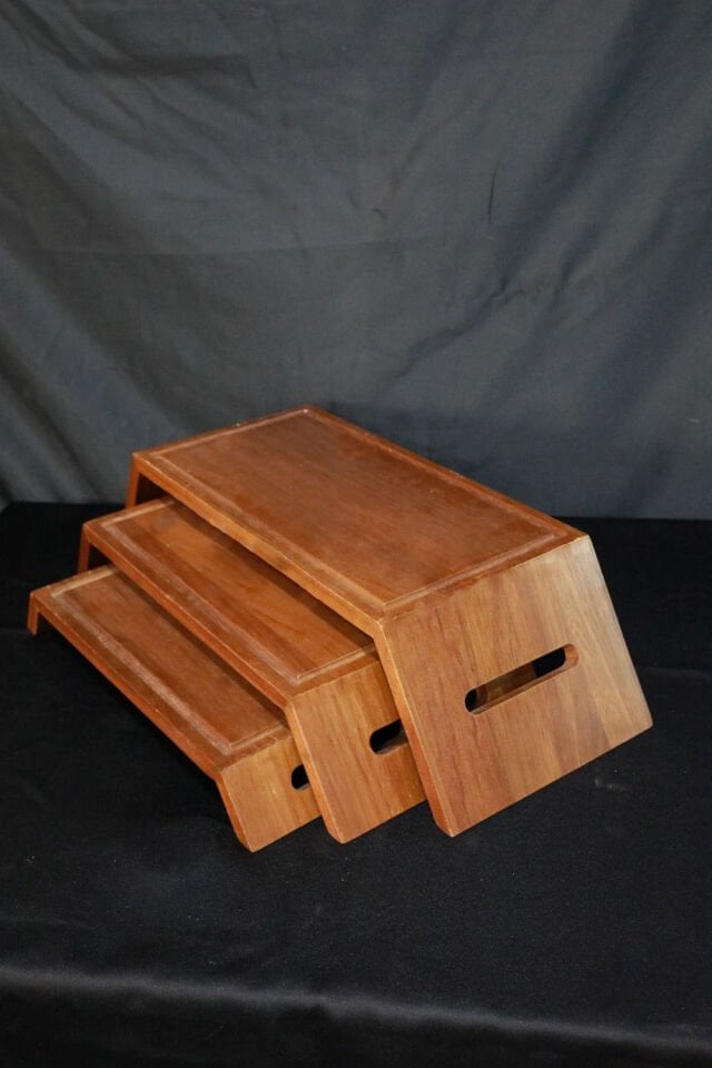 Açılı Ayaklı Kulp Yuvalı Steak Sunum 22X50,5 H:13 CM