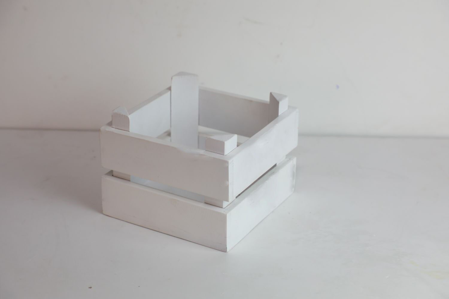 Beyaz Ahşap Sunum Kasası