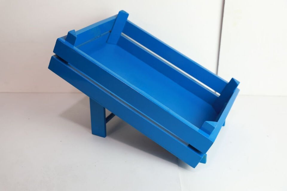 Mavi Renkli Ayaklı Ahşap Sunum Kasası