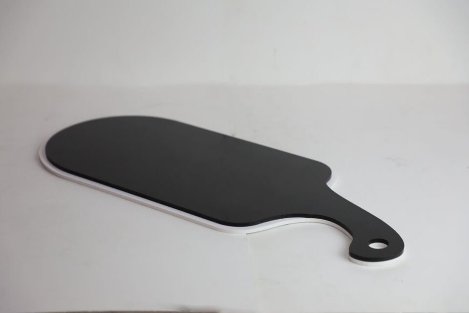22x51 cm Kulplu Siyah Beyaz Tek Yüzey Tepsi (ABS)