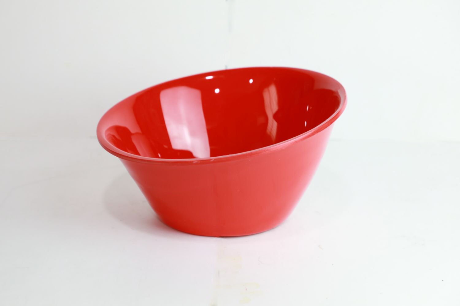 Kırmızı Yuvarlak Açılı Küvet 26 cm (ABS)