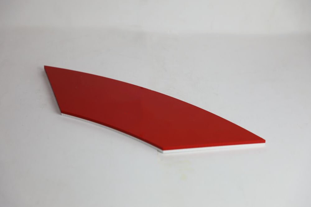 Yay Sunum Tepsisi 12x40 cm Beyaz Kırmızı (ABS)