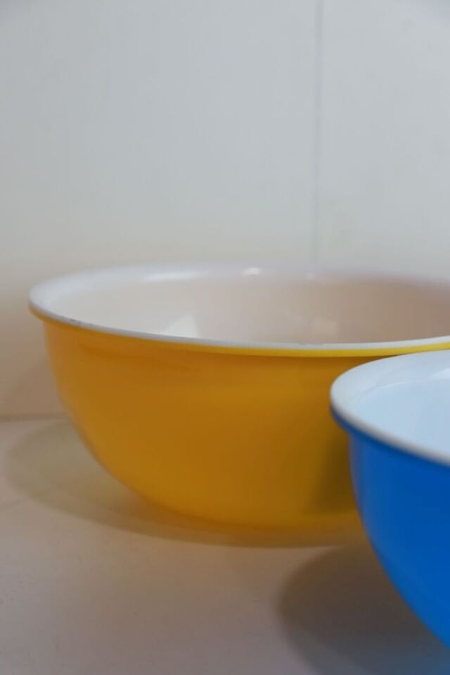 22 cm Sarı Beyaz Sunum Kasesi (Akrilik)